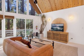 Cabana, várias camas, varanda, vista para a montanha (1927) | Área de estar