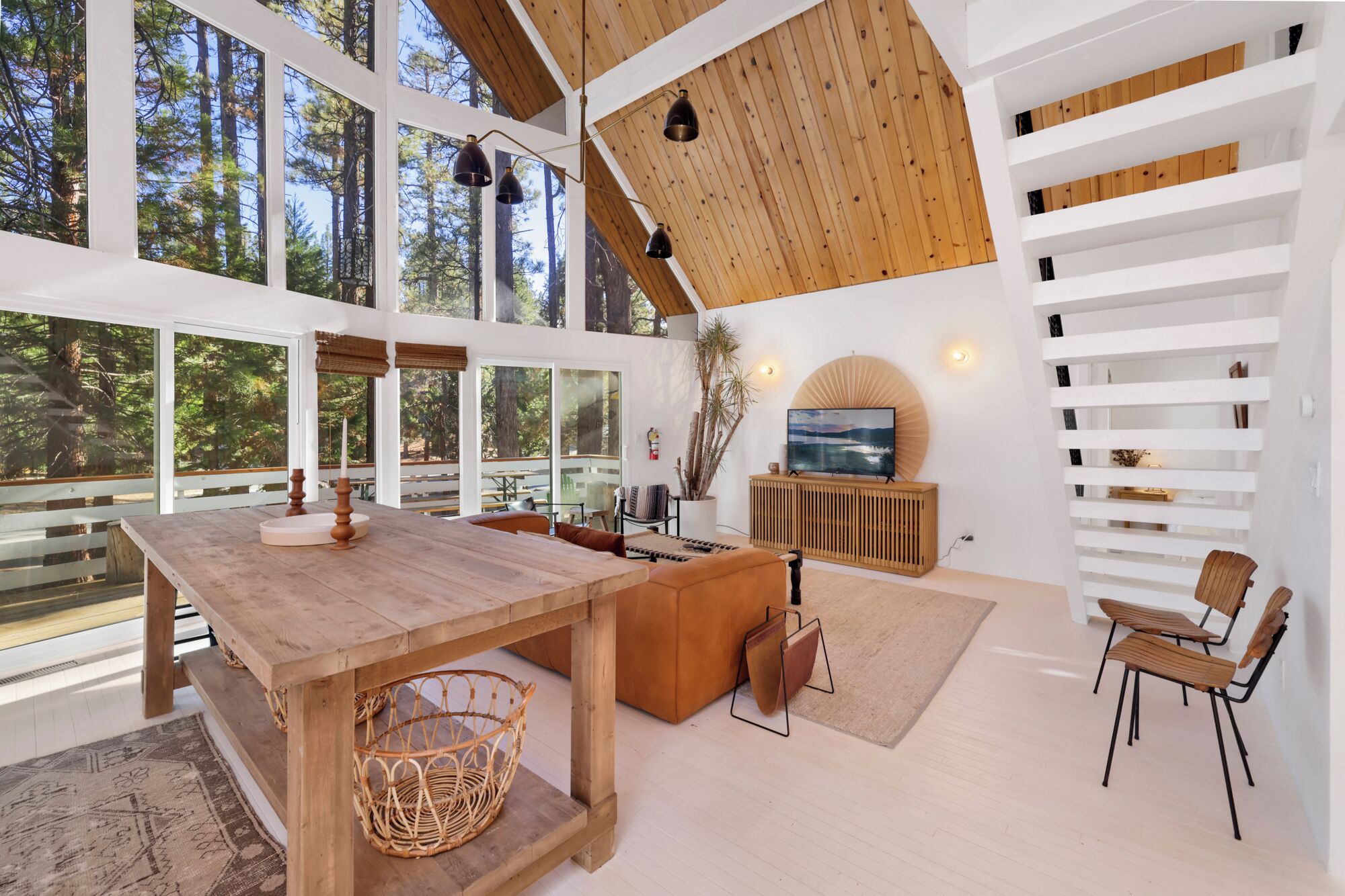 Cabin, Multiple Beds, Patio, Mountain View (1927) | Private kitchen | Coffee/tea maker