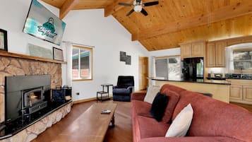 Cabin, Multiple Beds, Patio, Mountain View (1916) | Living area | Fireplace