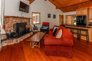 Cabane, plusieurs lits, patio, vue montagne (1916) | Cuisine privée