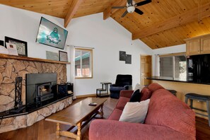 Cabin, Multiple Beds, Patio, Mountain View (1916) | Living area | Fireplace - Shasta Mountain Cabin#1916 (Big Bear City)