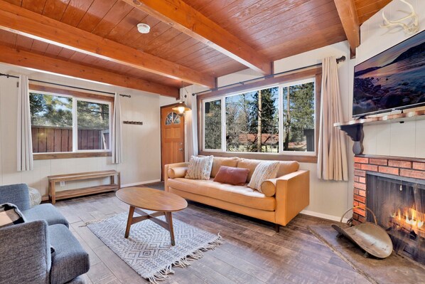 Interior - Your Happy Place #2216 (Big Bear Lake)