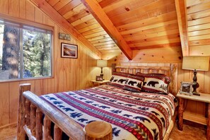 小屋, 多張床, 庭院, 山景 (2095) | 客房景觀