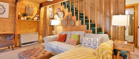 Cabin, Multiple Beds, Patio, Mountain View (2299) | Living area