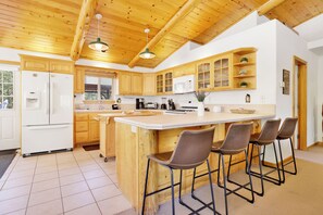 小屋, 多張床, 庭院, 山景 (2310) | 私人廚房 | 咖啡機/沖茶器