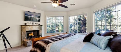 Cabane, plusieurs lits, bain à remous, vue montagne (2091) | Vue de la chambre