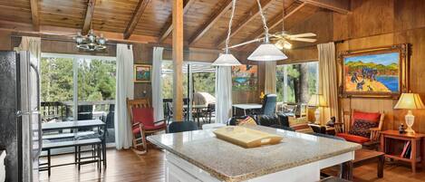 Ferienhütte, Mehrere Betten, Terrasse, Bergblick (2356) | Eigene Küche