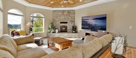 Cabin, Multiple Beds, Hot Tub, Mountain View (2178) | Living area
