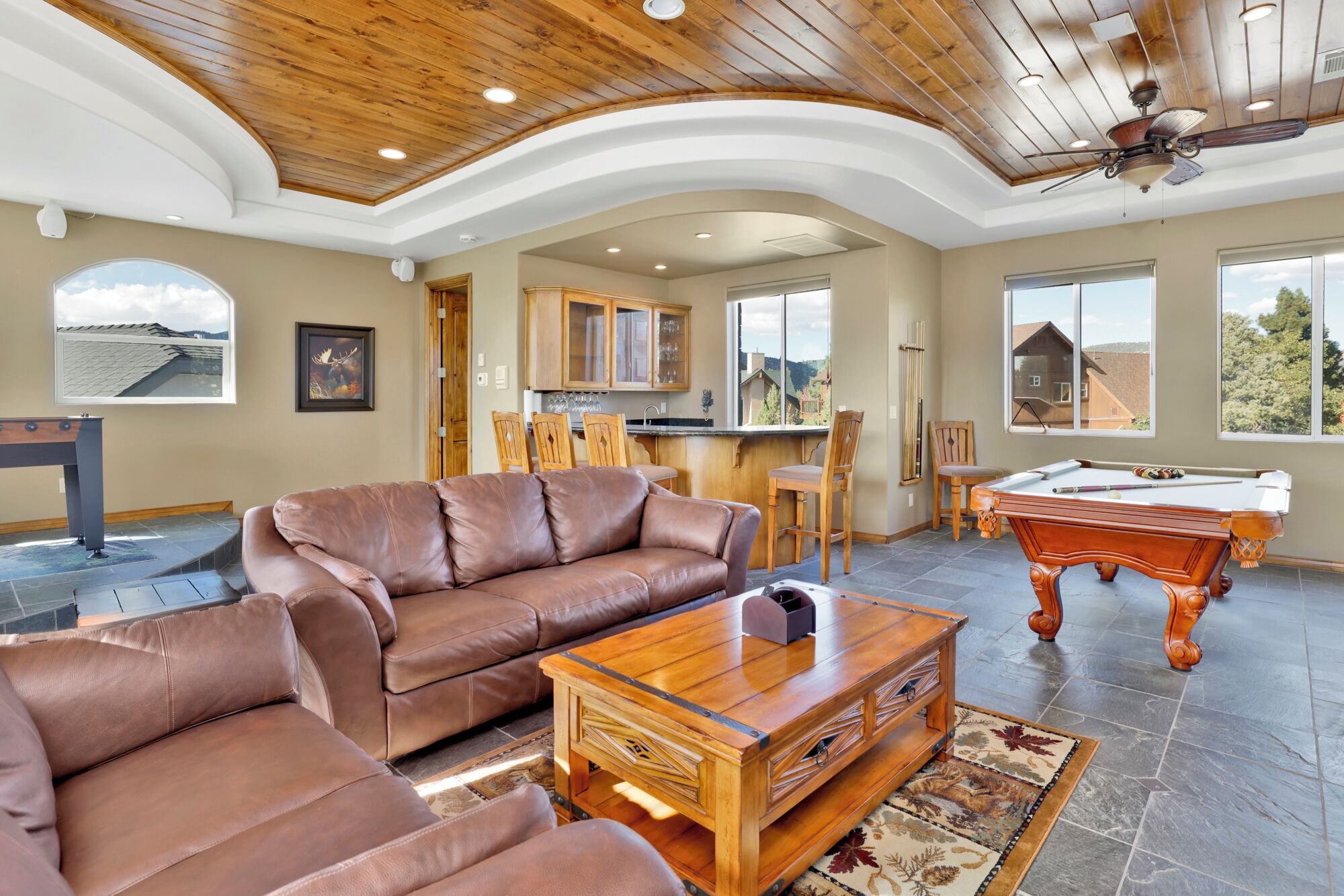 Cabaña, varias camas, hidromasaje, vista a la montaña (2178) | Sala de juegos