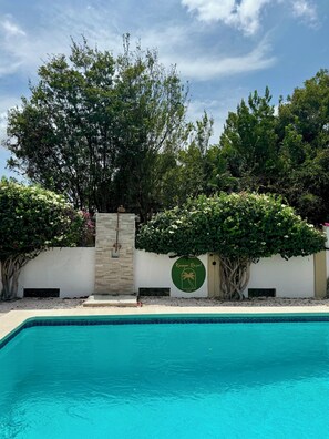 Pool - Apartment Ocean - Centrally located with a beautiful pool (Willemstad)