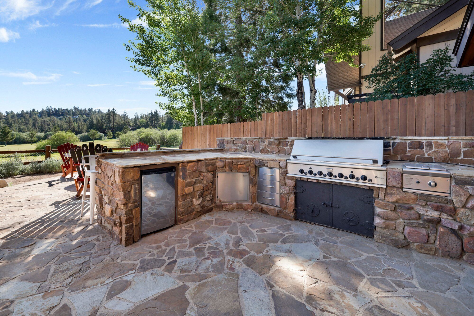 BBQ/picnic area