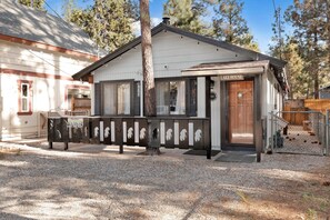 Exterior - Pura Vida Bungalow #2144 (Big Bear City)