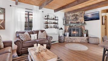 Cabin, Multiple Beds, Patio, Mountain View (2144) | Living area