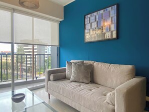 Apartment, 2 Bedrooms (709) | Living area | Smart TV - Black By Wynwood House (Lima)