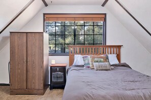 Cabin, Multiple Beds, Patio, Mountain View (2161) | View from room