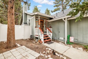 Property grounds - Beardise #2329 (Big Bear City)