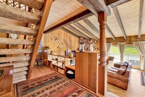 Casa, várias camas, varanda, vista para a montanha (1443) | Parte interna