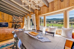 Interior - Golf & Ski Retreat #1443 (Big Bear Lake)