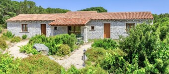 Stazzi di Gallura Mare di Ginepri is a small village in the green heart of Badesi, a locality in the north of Sardinia overlooking the Gulf of Asinara and surrounded by the hills of Gallura. Immersed in the Parco Naturalistico SIC Foci del Coghinas Natur