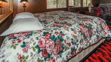 House, Multiple Beds, Balcony, Mountain View (1683)