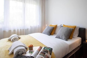 2 bedrooms, iron/ironing board, WiFi, bed sheets - Kennedy Apartment (Zagreb)