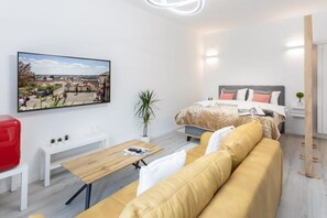 TV