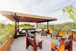 Luxury-Haus, 3 Schlafzimmer, eigener Pool, Gartenblick | Wohnbereich