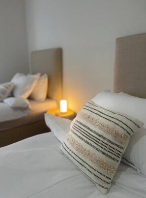 2 bedrooms