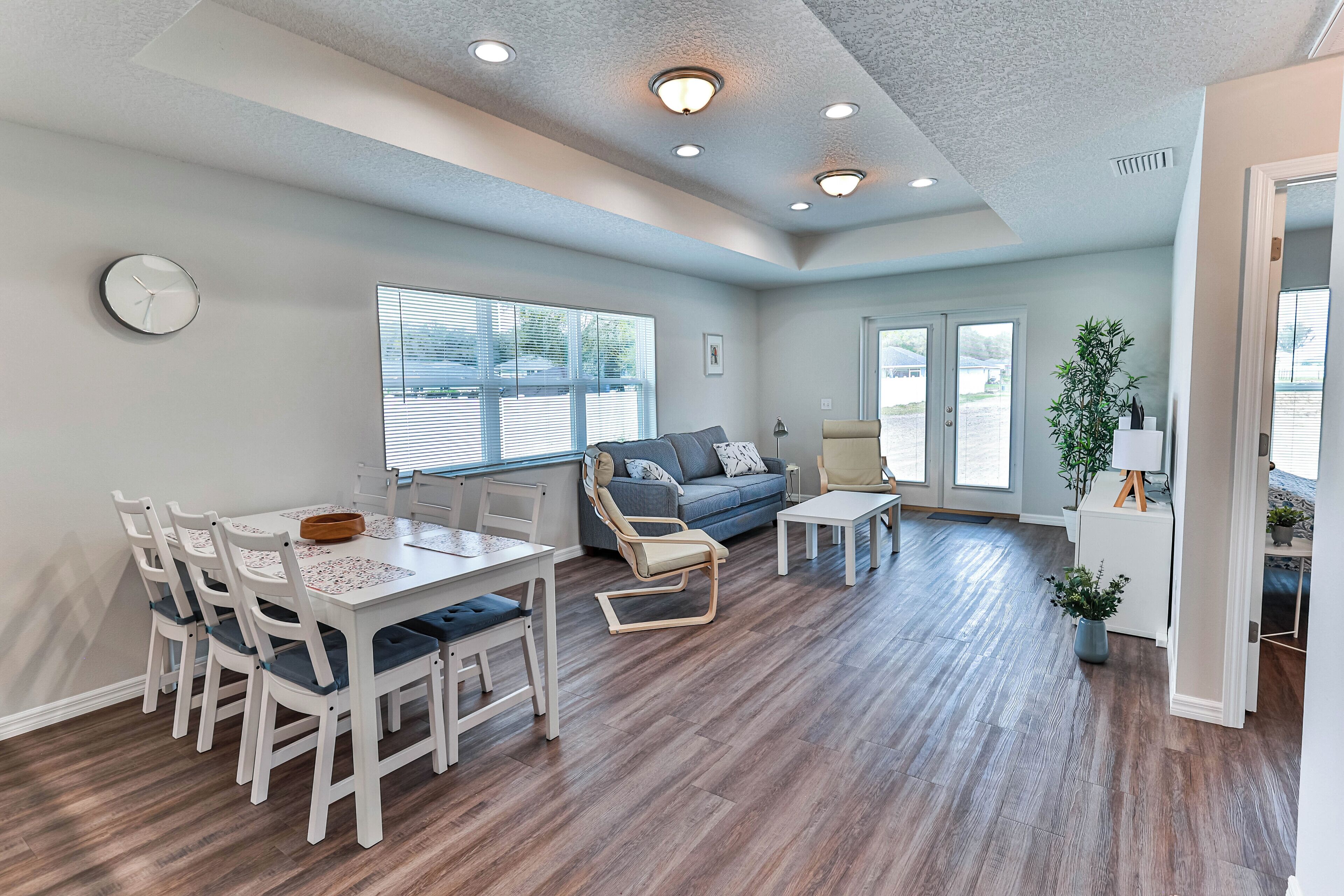 Van Gog House 2bed 2bath Centrally Located - Inverness, FL