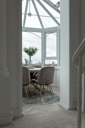 Interior - Luxury Victorian Home London (London)