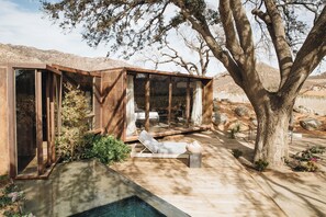 Casa 8 Master Suite - Pool & Gym access | Egyptian cotton sheets, premium bedding, down duvets, in-room safe - Bruma Wine Resort (Valle de Guadalupe)