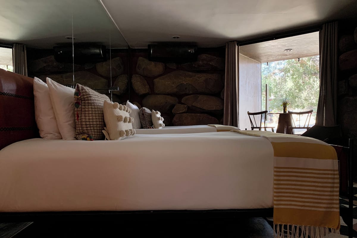 Casa 8 Two Queen Beds - Pool & Gym access | 1 slaapkamer, lakens van Egyptisch katoen, luxe beddengoed