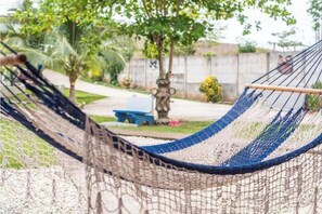 Property grounds - Full house with 2 bedrooms & private pool. 5 guest (Puntarenas)