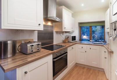 Dairy Barn Cottage set in Courtyard @ The Home Away South