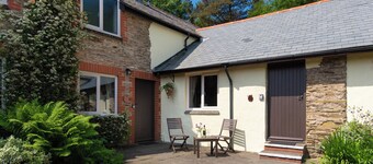 Dairy Barn Cottage set in Courtyard @ The Home Away South