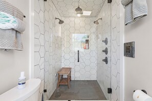 Shower - Custom Naples 3BDRM Luxe Home/Htd Pool/SuperClean (Naples)
