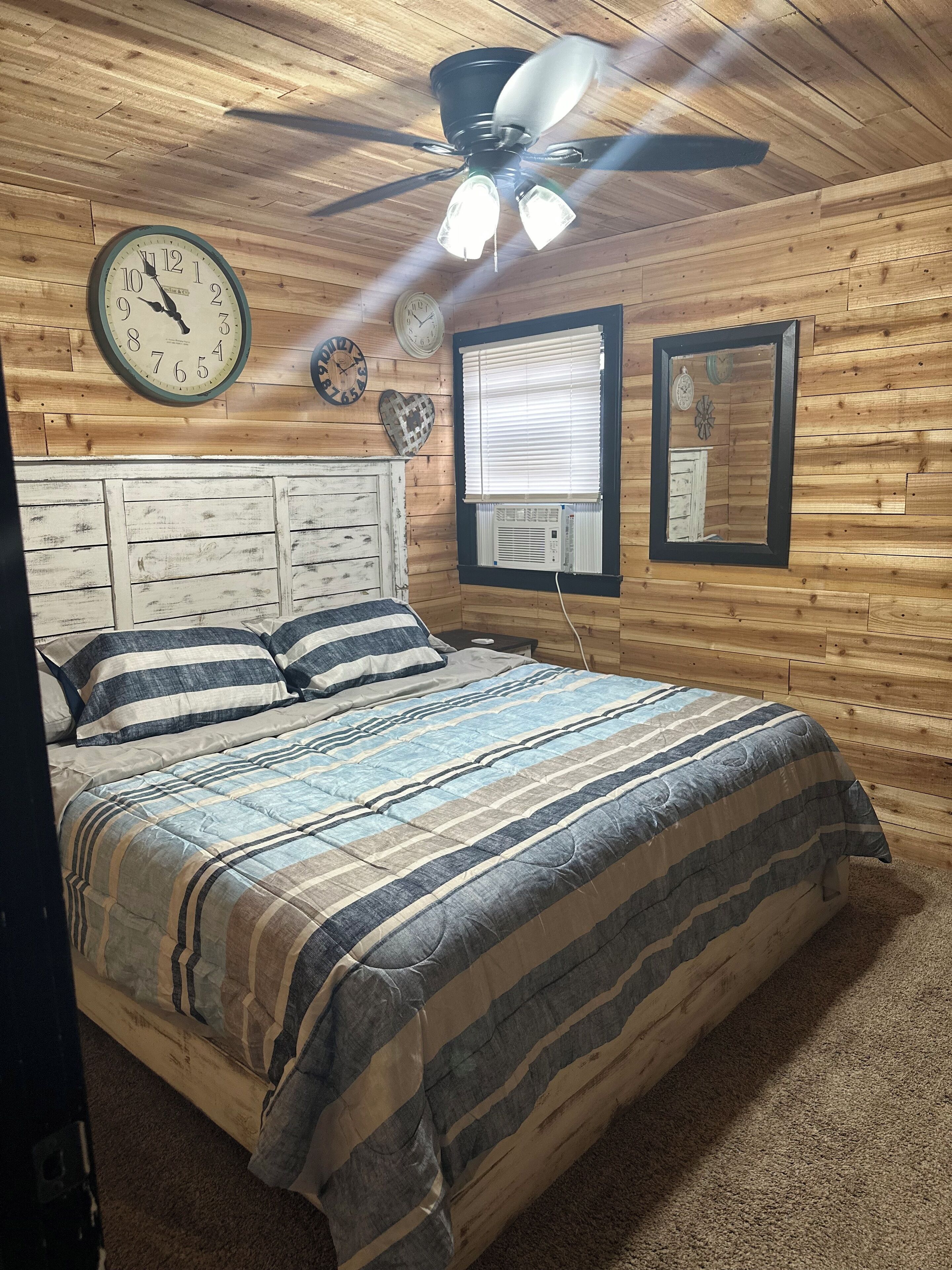 3 bedrooms, WiFi, bed sheets