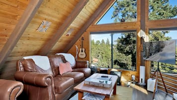 Cabin, Multiple Beds, Hot Tub, Mountain View (2048) | Living area | Fireplace