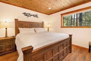 Cabin, Multiple Beds, Hot Tub, Mountain View (2218)