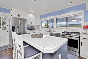 Hytte, flere senger, terrasse, fjellutsikt (2173) | Eget kjøkken | Kaffetrakter/tekoker