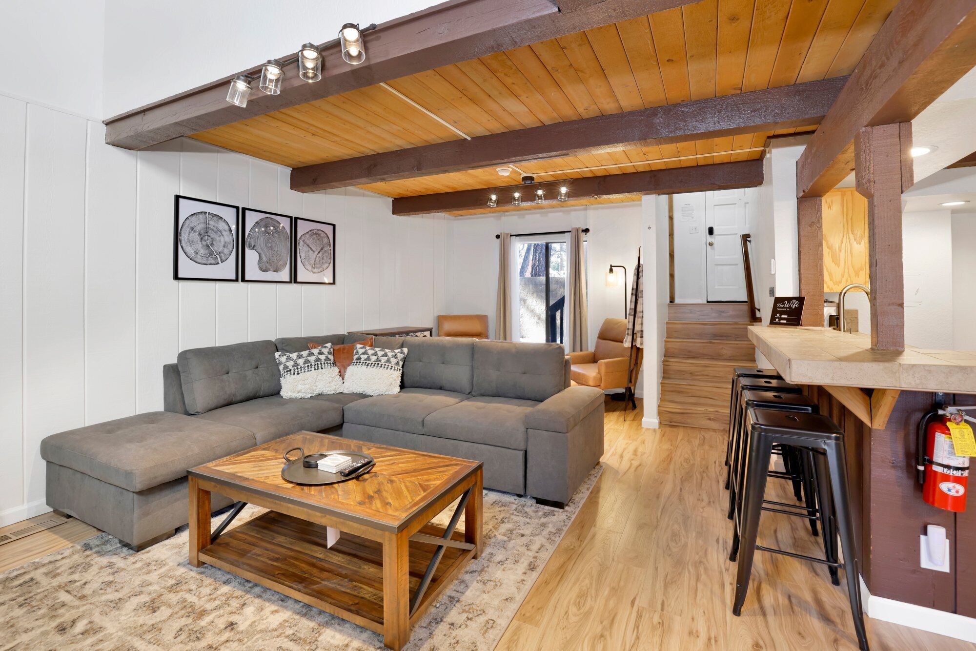 公寓式客房, 多张床, 露台, 山景 (2231) | 起居区