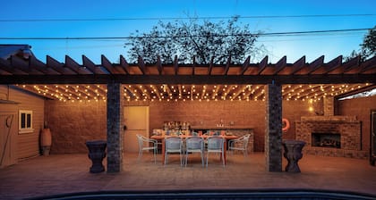 Pool, Gameroom, Minigolf, 16mi to White Sands/AFB