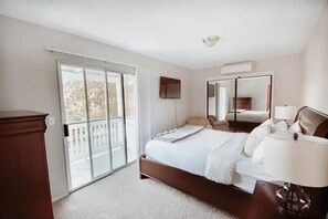 3 bedrooms, iron/ironing board, free WiFi, bed sheets - Entire Home in Oakhurst, CA, close to Nelder Grove and Yosemite's South Gate (Oakhurst)