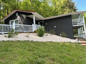 Exterior - 10-minute drive from the shores of Smith Mountain Lake! Lakehouse with hot tub! (Moneta)