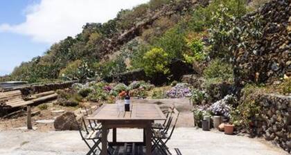 La Pestilla 3 - Cozy rustic house, El Hierro