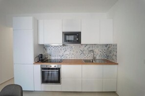 Refrigerador y horno 