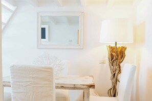 Dining - SPANISH STEPS SPLENDID APARTMENT (Roma)