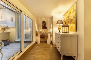 Interior - CAMPO DEI FIORI HISTORIC APARTMENT (Roma)