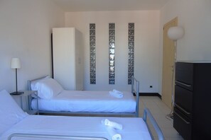 2 dormitorios y ropa de cama