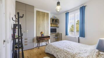 5 bedrooms, free WiFi